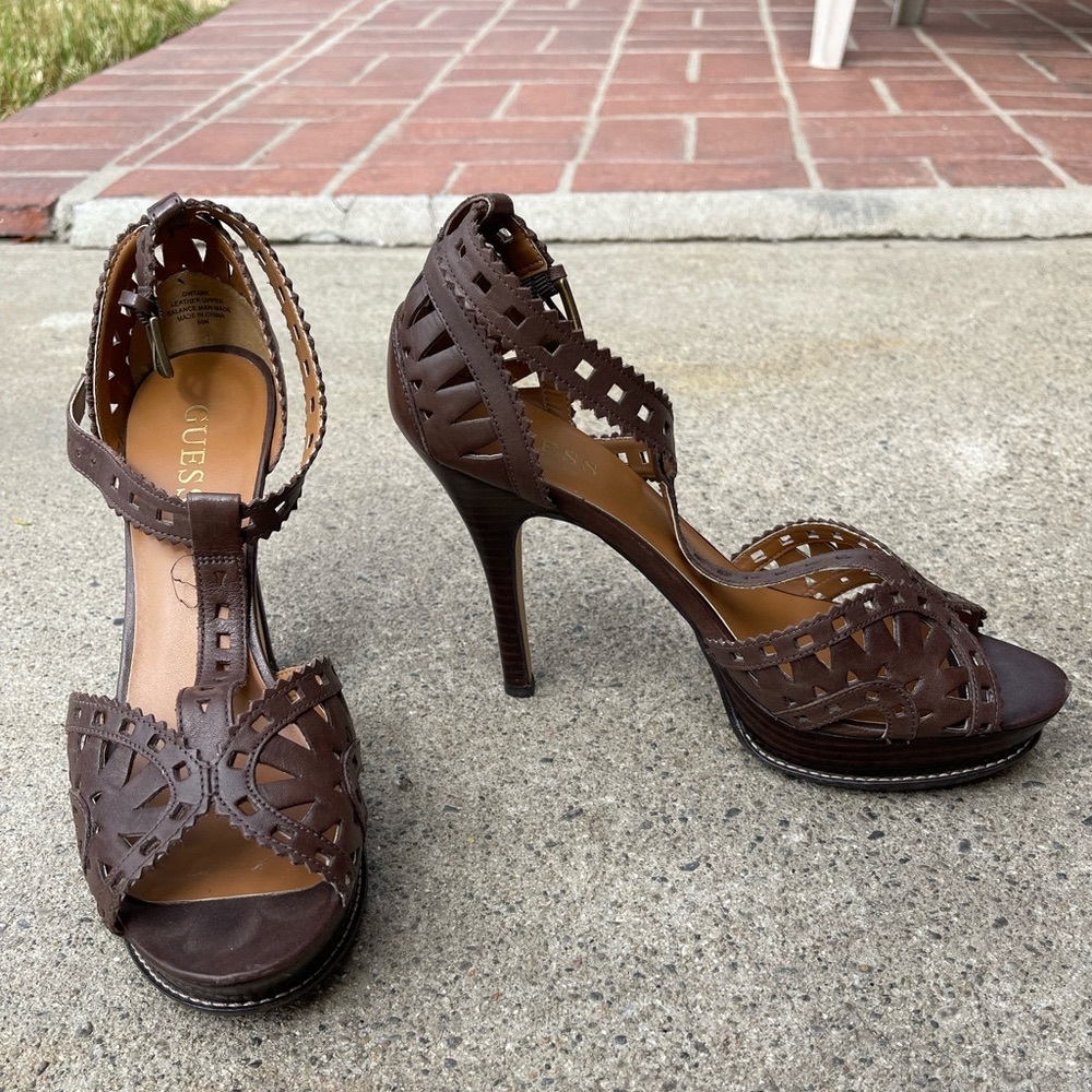 Guess 4in brown heels